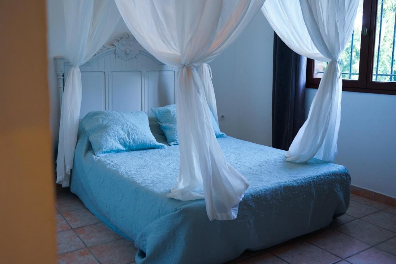 Domaine Du Chateau Les Trois-Ilets Oda fotoğraf
